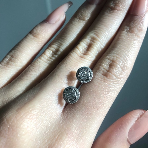 Engagement 18K White Gold Natural Diamonds Stud Earrings - Picture 6 of 8